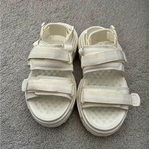 ⚜️ Converse Run Star Utility Sandal CX Platform Self Attached Sandal Shoes